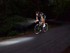 Sigma Aura-60 Mit Akku Für USB-Ladegerät -Fuxon Speichern Sigma Frontleuchte Batterieleuchte LED Akku Aura 60 Lux USB 17700 4016224170004 070 28026e