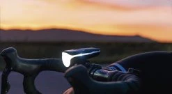 Sigma Aura-80 Und Blaze-Set Mit Akku Für USB-Ladegerät -Fuxon Speichern Sigma Frontleuchte Batterieleuchte LED Akku Aura 80 Lux USB 17800 4016224178001 070 28037i