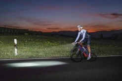 Sigma Aura-80 Und Blaze-Set Mit Akku Für USB-Ladegerät -Fuxon Speichern Sigma Frontleuchte Batterieleuchte LED Akku Aura 80 Lux USB 17800 4016224178001 070 28037j